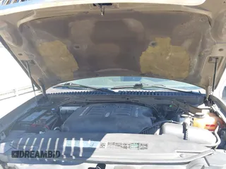 2003 Lincoln Navigator Ultimate with VIN 5LMFU27R43LJ47108, listed as a IAAI auction lot 41711964 with 127,250 mi miles. Bid and sale history available at carsss.com. Image 10.