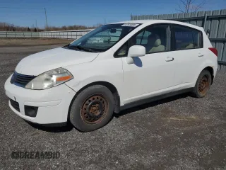 2007 Nissan Versa SL z VIN 3N1BC13E97L386866, wystawiony jako Copart lot #54250005 z przebiegiem 220 500 mil mil oraz Czysty tytuł • Clean title. Historia ofert i sprzedaży dostępna na DreamBid. Obrazek 1.