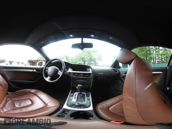 2011 Audi A5 Premium Plus с VIN WAULFAFH2BN020509, выставлен на аукционе IAAI как лот 42381177 с пробегом 132 106 миль миль и . История ставок и продаж доступна на DreamBid. Изображение 18.