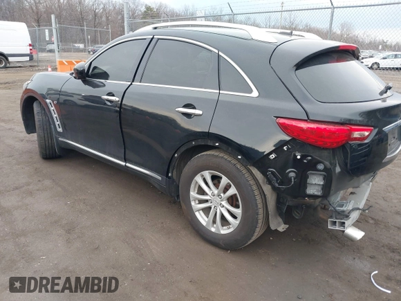 2016 Infiniti QX70 with VIN JN8CS1MWXGM752436, listed as a IAAI auction lot 41681170 with 130,208 mi miles and . Bid and sale history available at DreamBid. Image 3.