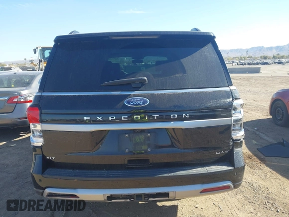 2024 Ford Expedition Max XLT with VIN 1FMJK1J8XREA43510, listed as a IAAI auction lot 41651655 with 28,356 mi miles and . Bid and sale history available at DreamBid. Image 16.