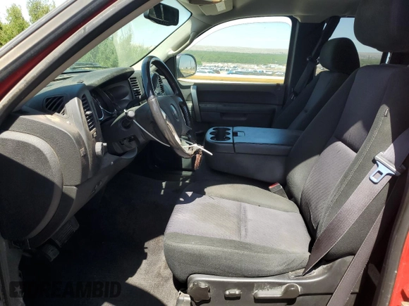 2012 GMC Sierra 1500 SLE z VIN 1GTR2VE77CZ131849, wystawiony jako Copart lot #58100045 z przebiegiem 101 431 mil mil oraz Szkoda całkowita • Salvage title. Historia ofert i sprzedaży dostępna na DreamBid. Obrazek 7.