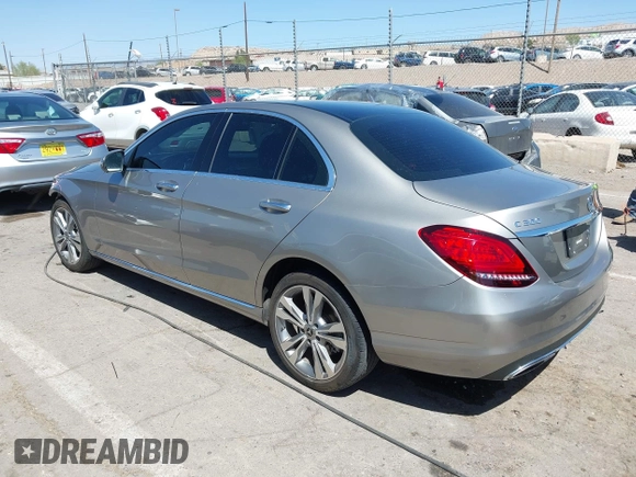 2019 Mercedes-Benz C 300 с VIN 55SWF8EB4KU314142, выставлен на аукционе IAAI как лот 41999022 с пробегом 47 150 миль миль и . История ставок и продаж доступна на DreamBid. Изображение 15.