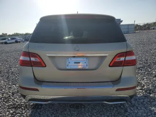 2013 Mercedes-Benz M 350 z VIN 4JGDA5JB4DA115160, wystawiony jako Copart lot #57247625 z przebiegiem Nie podano mil oraz Szkoda całkowita • Salvage title. Historia ofert i sprzedaży dostępna na DreamBid. Obrazek 6.