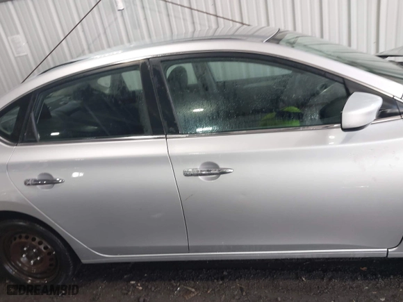2014 Nissan Sentra SR with VIN 3N1AB7AP1EY202610, listed as a IAAI auction lot 41914461 with 179,107 mi miles. Bid and sale history available at carsss.com. Image 13.