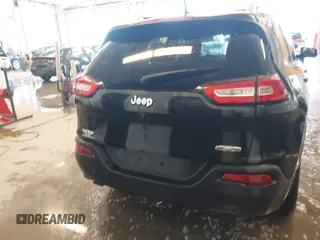 2015 Jeep Cherokee Latitude with VIN 1C4PJLCB9FW536767, listed as a IAAI auction lot 41380122 with 192,535 mi miles. Bid and sale history available at carsss.com. Image 16.