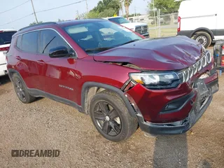 2022 Jeep Compass Latitude with VIN 3C4NJCBB9NT109506, listed as a IAAI auction lot 42378826 with 70,361 mi miles and . Bid and sale history available at DreamBid. Image 1.