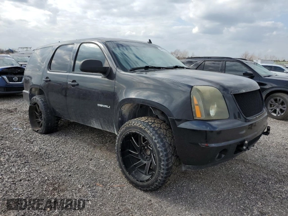2012 GMC Yukon Denali with VIN 1GKS1EEF8CR283395, listed as a Copart auction lot 44313225 with 199,555 mi miles and Salvage Title. Bid and sale history available at carsss.com. Image 4.