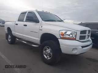 2006 Dodge Ram 2500 SLT with VIN 1D7KS28D96J185616, listed as a IAAI auction lot 41202857 with 204,382 mi miles. Bid and sale history available at carsss.com. Image 1.