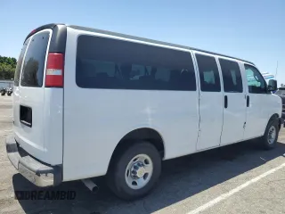 2016 Chevrolet Express Passenger LT with VIN 1GAZGPFG8G1194824, listed as a Copart auction lot 57914775 with 45,291 mi miles and Clean title. Bid and sale history available at DreamBid. Image 3.