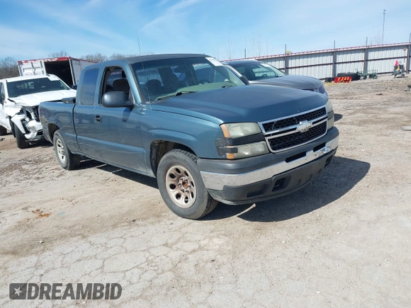 2006 Chevrolet Silverado 1500 Work Truck with VIN 1GCEC19X86Z167990, listed as a IAAI auction lot 41730563 with 165,088 mi miles. Bid and sale history available at carsss.com. Image 1.