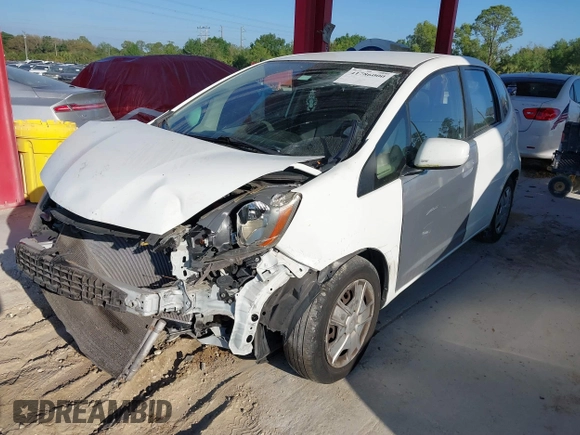 2013 Honda Fit with VIN JHMGE8H37DC063550, listed as a IAAI auction lot 41786000 with 187,854 mi miles. Bid and sale history available at carsss.com. Image 18.