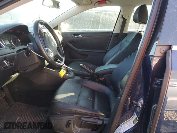 2013 Volkswagen Jetta SE with VIN 3VWDX7AJ6DM422416, listed as a Copart auction lot 87160204 with 138,429 mi miles and Salvage title. Bid and sale history available at DreamBid. Image 7.