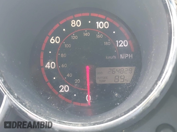 2005 Pontiac Vibe z VIN 5Y2SL63845Z451083, wystawiony jako IAAI lot #42410757 z przebiegiem 264 829 mil mil oraz . Historia ofert i sprzedaży dostępna na DreamBid. Obrazek 7.
