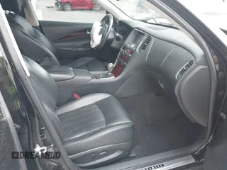 2017 Infiniti QX50 with VIN JN1BJ0RR5HM411716, listed as a IAAI auction lot 42358831 with Not provided miles and . Bid and sale history available at DreamBid. Image 5.