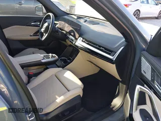 2024 BMW X1 xDrive28i with VIN WBX73EF02R5Y30881, listed as a IAAI auction lot 42048518 with 31,685 mi miles and . Bid and sale history available at DreamBid. Image 5.