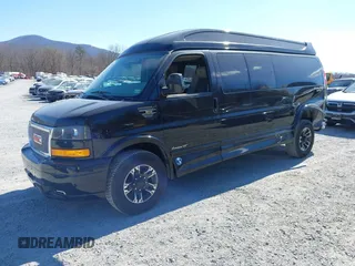 2018 GMC Savana Cargo Van with VIN 1GTW7BFG5J1160683, listed as a IAAI auction lot 41822345 with 81,359 mi miles. Bid and sale history available at carsss.com. Image 22.