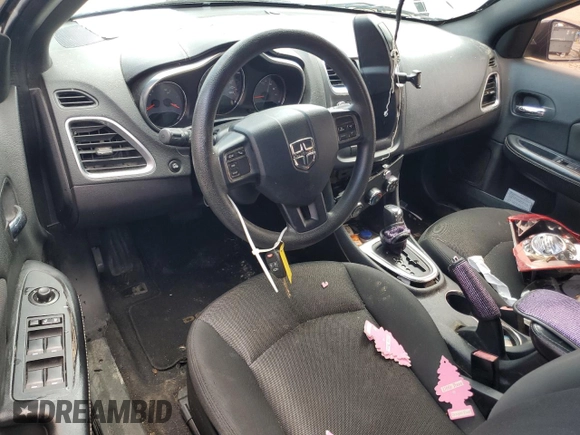 2014 Dodge Avenger SE z VIN 1C3CDZAB9EN154775, wystawiony jako Copart lot #54189515 z przebiegiem 134 627 mil mil oraz Szkoda całkowita • Salvage title. Historia ofert i sprzedaży dostępna na DreamBid. Obrazek 8.