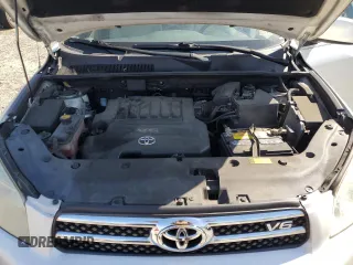 2007 Toyota RAV4 Limited with VIN JTMBK31V575016142, listed as a Copart auction lot 55580615 with 175,286 mi miles and Clean title. Bid and sale history available at DreamBid. Image 12.
