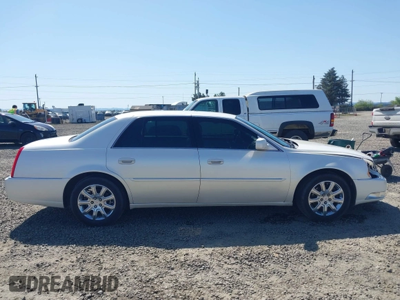 2008 Cadillac DTS 1SC with VIN 1G6KD57YX8U209792, listed as a IAAI auction lot 42003838 with 113,026 mi miles and . Bid and sale history available at carsss.com. Image 13.