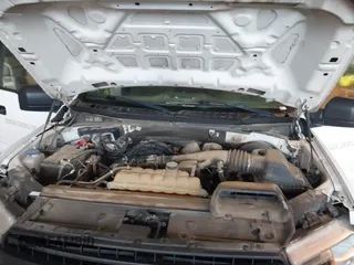 2020 Ford F-150 XL z VIN 1FTMF1CB4LKE11817, wystawiony jako IAAI lot #42350792 z przebiegiem 161 666 mil mil oraz . Historia ofert i sprzedaży dostępna na DreamBid. Obrazek 10.