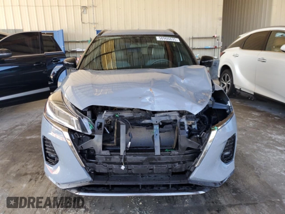 2023 Nissan Kicks SR with VIN 3N1CP5DV8PL567634, listed as a Copart auction lot 50966835 with 36,939 mi miles and Salvage Title. Bid and sale history available at carsss.com. Image 5.