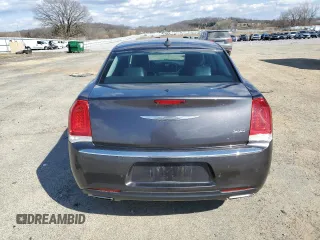 2015 Chrysler 300 Limited z VIN 2C3CCAAG1FH887381, wystawiony jako Copart lot #50533595 z przebiegiem 192 630 mil mil oraz Nie do naprawy • Non repairable. Historia ofert i sprzedaży dostępna na DreamBid. Obrazek 6.
