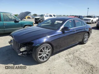2022 Mercedes-Benz E-Class E 350 with VIN W1KZF8DB9NB025609, listed as a Copart auction lot 51871445 with 65,539 mi miles and Salvage Title. Bid and sale history available at carsss.com. Image 1.