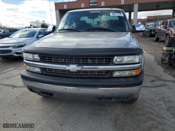 2002 Chevrolet Silverado 1500 LT with VIN 2GCEK19T521213004, listed as a Copart auction lot 48011335 with 98,800 mi miles and Clean Title. Bid and sale history available at carsss.com. Image 5.