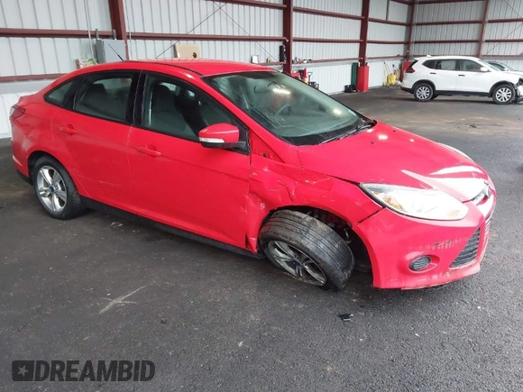 2013 Ford Focus SE z VIN 1FADP3F27DL111047, wystawiony jako IAAI lot #41946067 z przebiegiem 151 849 mil mil oraz . Historia ofert i sprzedaży dostępna na DreamBid. Obrazek 1.