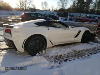 2017 Chevrolet Corvette Grand Sport 2LT with VIN 1G1YY2D71H5103739, listed as a Copart auction lot 41538585 with 0 mi miles and Salvage Title. Bid and sale history available at carsss.com. Image 3.