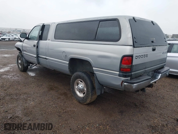 2000 Dodge Ram 2500 with VIN 1B7KF23W0YJ126951, listed as a IAAI auction lot 41802970 with 179,644 mi miles. Bid and sale history available at carsss.com. Image 3.