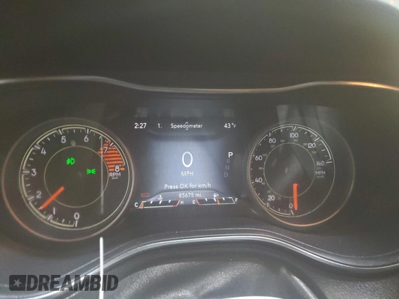 2019 Jeep Cherokee Limited with VIN 1C4PJMDX0KD395092, listed as a Copart auction lot 84026464 with 85,675 mi miles and Salvage title. Bid and sale history available at DreamBid. Image 9.