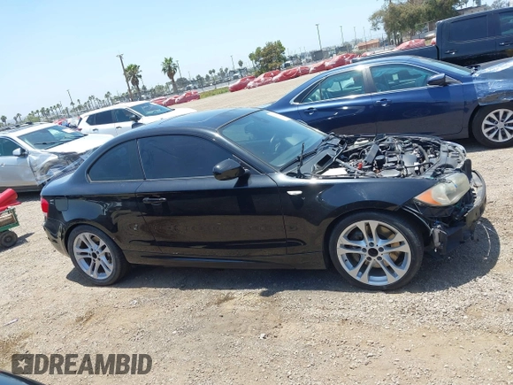 2010 BMW 1 Series 135i with VIN WBAUC7C54AVK80967, listed as a IAAI auction lot 42553077 with Not provided miles and . Bid and sale history available at DreamBid. Image 12.