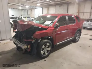 2024 Honda Pilot EX-L 7 Passenger with VIN 5FNYG2H51RB011873, listed as a IAAI auction lot 40864411 with 6,593 mi miles. Bid and sale history available at carsss.com. Image 2.