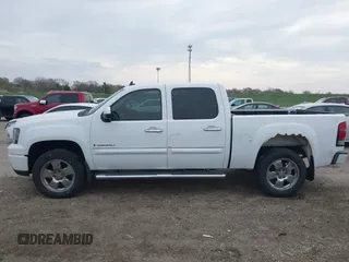 2007 GMC Sierra Denali z VIN 2GTEK638671689948, wystawiony jako IAAI lot #41963753 z przebiegiem 192 416 mil mil oraz . Historia ofert i sprzedaży dostępna na DreamBid. Obrazek 14.