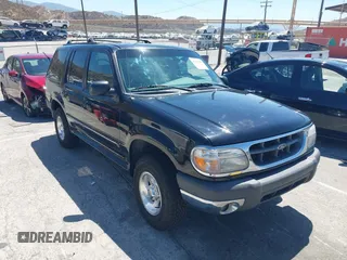 1999 Ford Explorer XLT z VIN 1FMZU32EXXZB78859, wystawiony jako IAAI lot #42838448 z przebiegiem 108 720 mil mil oraz . Historia ofert i sprzedaży dostępna na DreamBid. Obrazek 1.