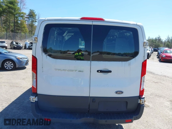 2018 Ford Transit z VIN 1FTYE1ZM7JKA08831, wystawiony jako IAAI lot #41930968 z przebiegiem 114 648 mil mil oraz . Historia ofert i sprzedaży dostępna na DreamBid. Obrazek 17.