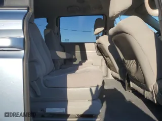 2008 Hyundai Entourage GLS with VIN KNDMC233486049592, listed as a Copart auction lot 47755765 with 201,802 mi miles and Salvage Title. Bid and sale history available at carsss.com. Image 11.