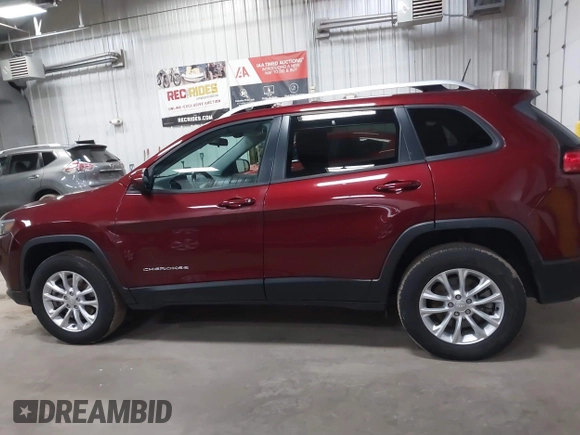 2020 Jeep Cherokee Latitude with VIN 1C4PJMCB7LD543620, listed as a IAAI auction lot 41658760 with 88,928 mi miles. Bid and sale history available at carsss.com. Image 15.
