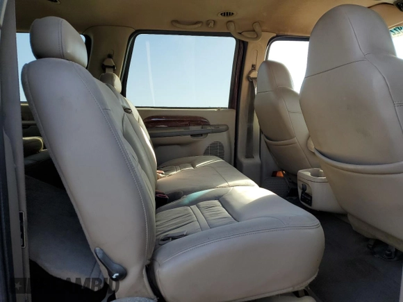 2001 Ford Excursion Limited with VIN 1FMNU42S01ED72891, listed as a Copart auction lot 89221445 with 16,990 mi miles and Clean title. Bid and sale history available at DreamBid. Image 11.