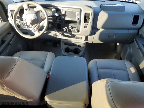 2021 Nissan NV Passenger NV3500 HD SL with VIN 5BZAF0AA9MN850082, listed as a Copart auction lot 73781874 with 70,190 mi miles and Salvage Title. Bid and sale history available at carsss.com. Image 8.