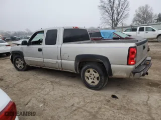 2006 Chevrolet Silverado 1500 LT1 with VIN 1GCEC19Z46Z205152, listed as a Copart auction lot 44175485 with 211,695 mi miles and Salvage Title. Bid and sale history available at carsss.com. Image 2.