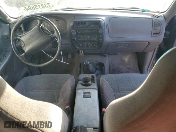 2000 Ford Explorer с VIN 1FMYU70X7YUA55302, выставлен на аукционе Copart как лот 43833945 с пробегом 200 113 миль миль и Списание • Salvage title. История ставок и продаж доступна на DreamBid. Изображение 8.