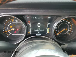 2023 Jeep Gladiator Mojave z VIN 1C6JJTEG9PL587727, wystawiony jako Copart lot #66034185 z przebiegiem 28 776 mil mil oraz Szkoda całkowita • Salvage title. Historia ofert i sprzedaży dostępna na DreamBid. Obrazek 9.