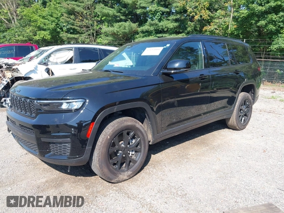 2024 Jeep Grand Cherokee Altitude X with VIN 1C4RJKAGXR8591271, listed as a IAAI auction lot 42654801 with 11,739 mi miles and . Bid and sale history available at DreamBid. Image 17.