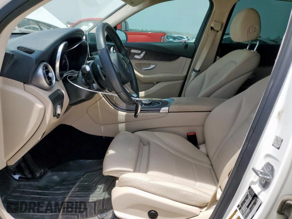 2019 Mercedes-Benz GLC 300 z VIN WDC0G4JB1K1004858, wystawiony jako Copart lot #56988185 z przebiegiem 46 328 mil mil oraz Szkoda całkowita • Salvage title. Historia ofert i sprzedaży dostępna na DreamBid. Obrazek 7.