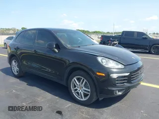 2016 Porsche Cayenne z VIN WP1AA2A25GLA09331, wystawiony jako IAAI lot #42232191 z przebiegiem 109 890 mil mil oraz . Historia ofert i sprzedaży dostępna na DreamBid. Obrazek 1.