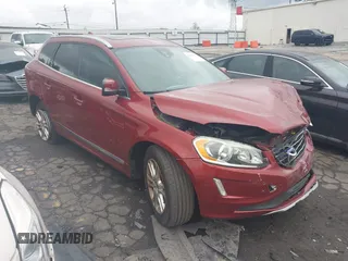 2016 Volvo XC60 T5 Drive-E Premier with VIN YV440MDK9G2907703, listed as a IAAI auction lot 41961756 with 62,644 mi miles. Bid and sale history available at carsss.com. Image 1.