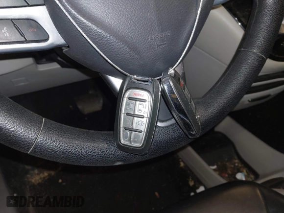2021 Chrysler Voyager LXi with VIN 2C4RC1DG5MR508956, listed as a IAAI auction lot 41547647 with 104,563 mi miles and . Bid and sale history available at DreamBid. Image 11.